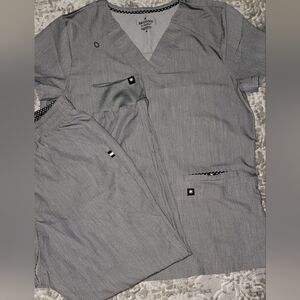 Beyond Scrubs scrub set